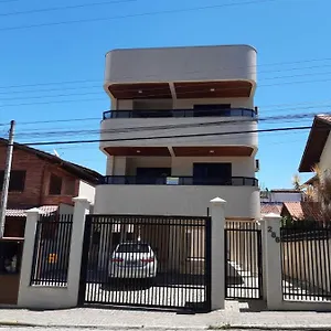 Residencial Giovana Bombinhas